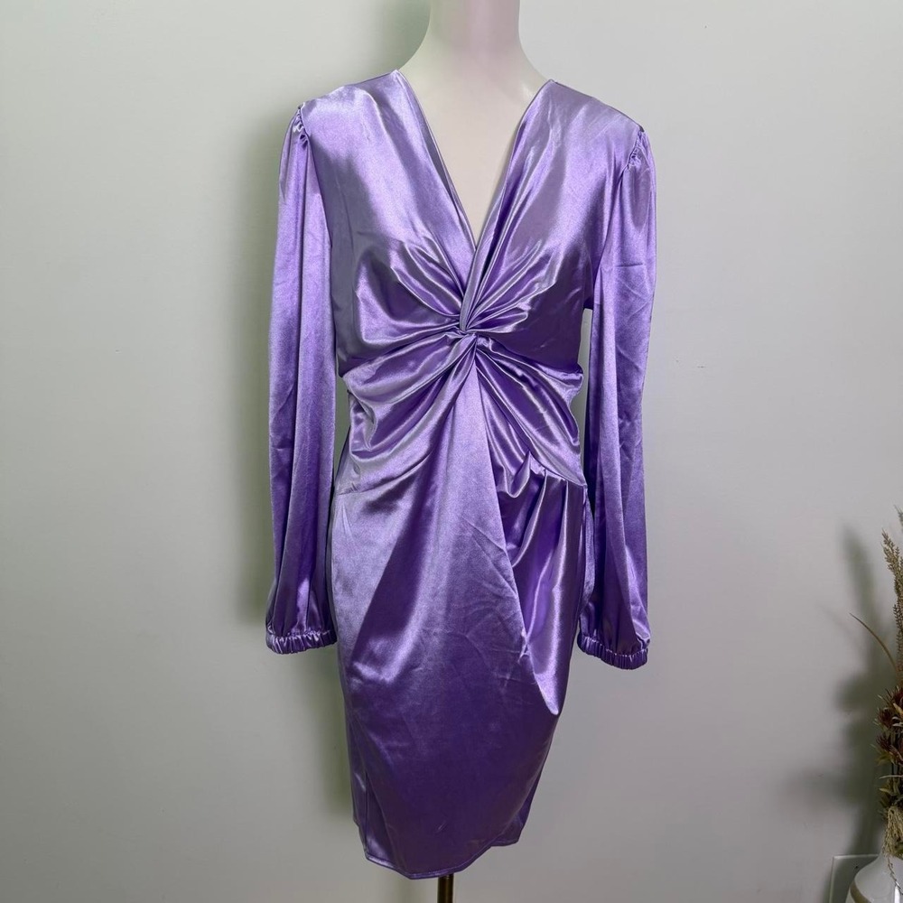 Lavender Satin Twist-Front Long Sleeve Dress Estimate M/L